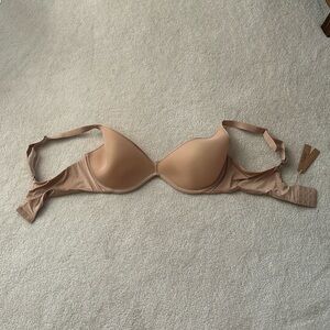 SKIMS Weightless Scoop Bra, Clay 44C